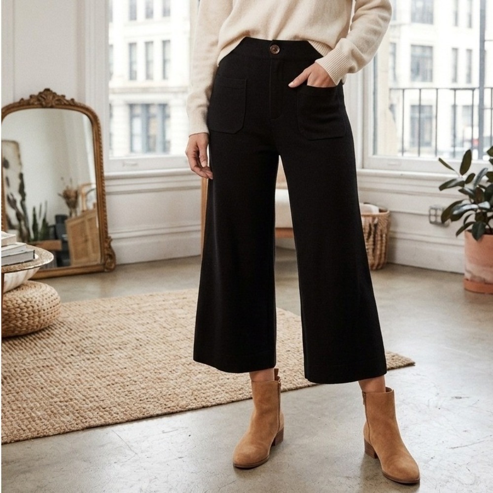 LC Lauren Conrad Knit Black Wide Leg High Rise Cropped Patch Pocket Trousers